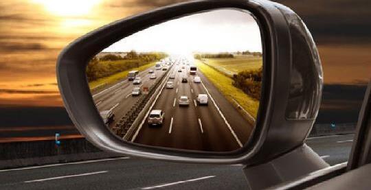 為什么汽車左右后視鏡長得不一樣? 為什么汽車左右后視鏡長得不一樣?